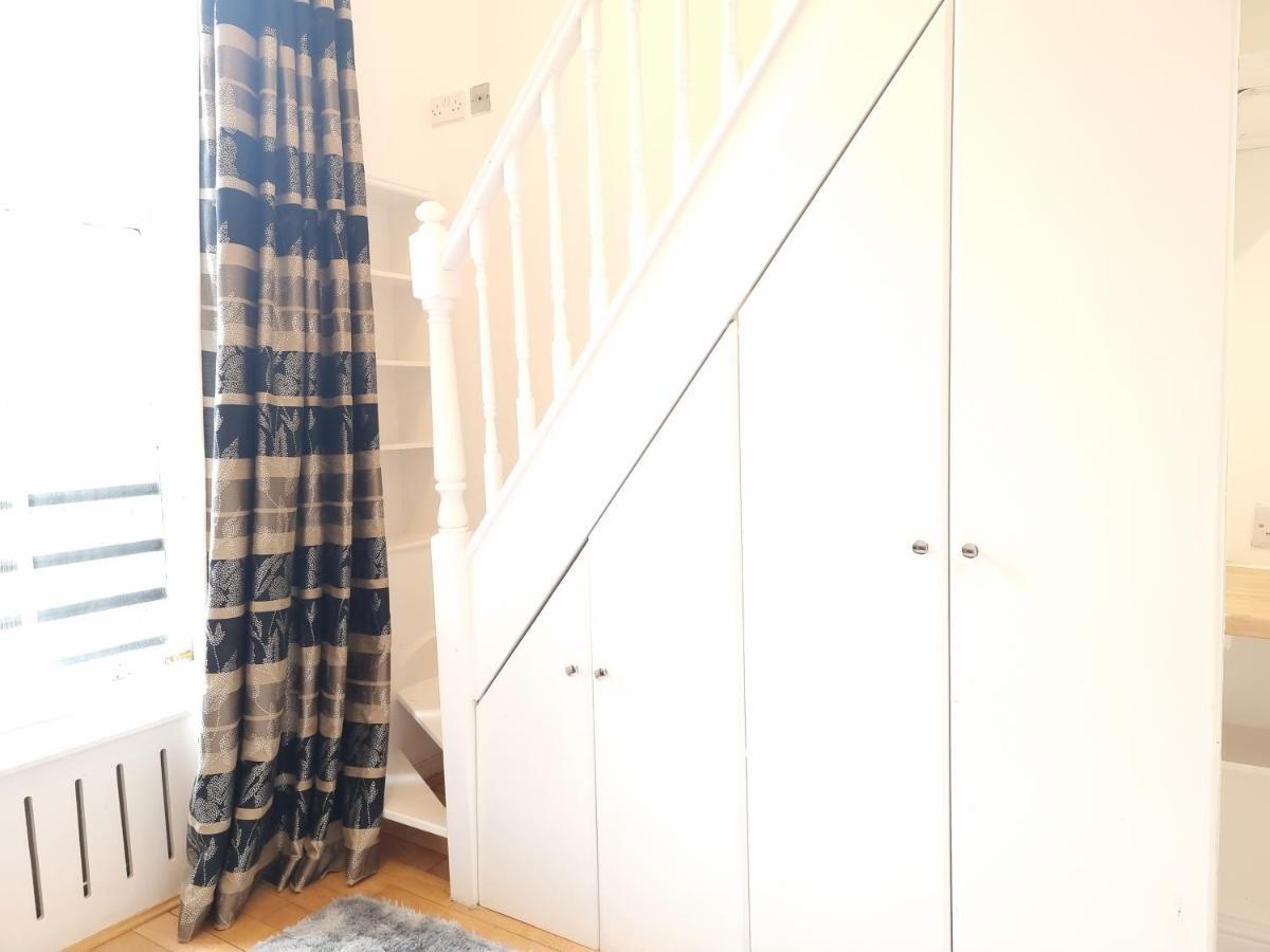 F8-Mezzanine 1St Floor Flat Fits 3 Near Paddington Apartment Londra Exterior foto